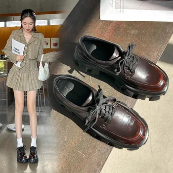 корейски обувки кръгли пръсти сабо платформа мокасини с кожа случайни женски маратонки 2023 пълзящи приплъзване ретро дантела нагоре каучук твърди m