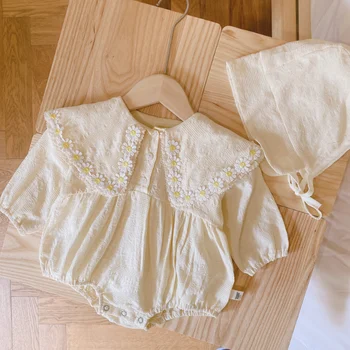 2023 Есенни бебешки дрехи Дейзи бродерия ревера яка бебе боди с шапка новородени момичета облекло